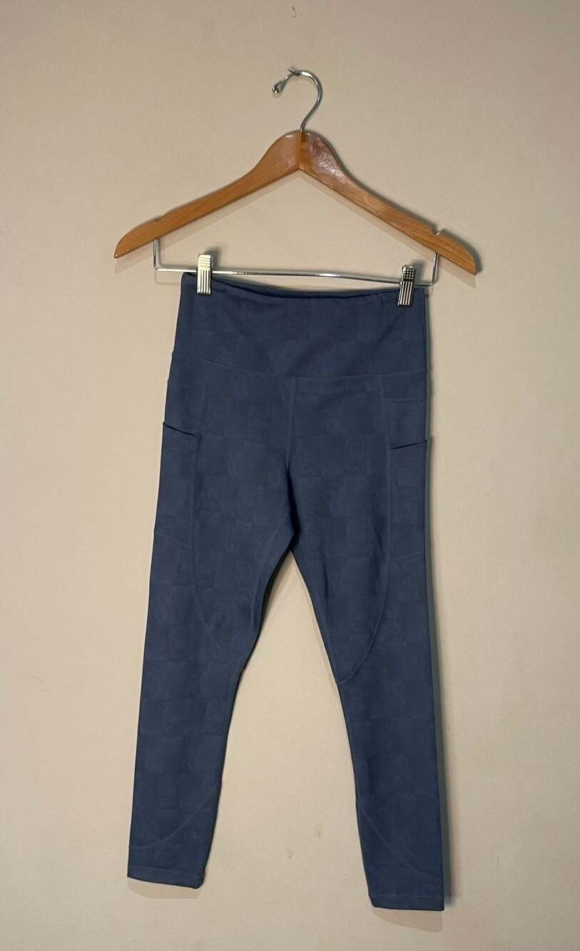 Zyia Active Women's Size 4 Blue Textured Pocket Leggings